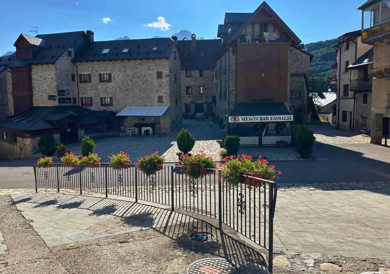 Caldares Exclusivo Atico En El Pueyo De Jaca Daire Panticosa Dış mekan fotoğraf